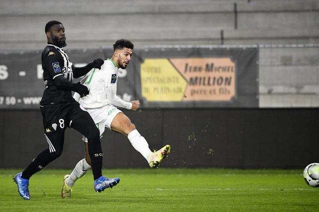  法甲黑马洛里昂爆冷击败马赛 跻身欧战席位争夺  